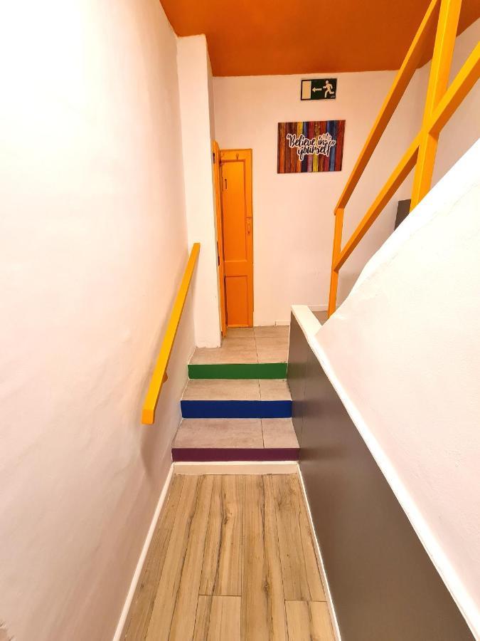 Arc House Gracia Hostel Barcelona Exterior photo