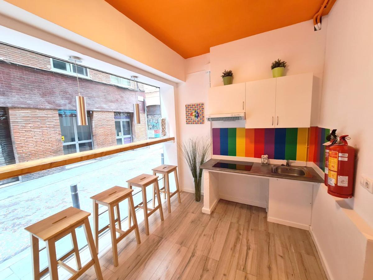 Arc House Gracia Hostel Barcelona Exterior photo