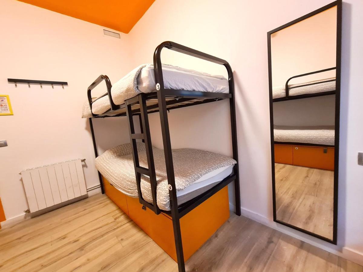 Arc House Gracia Hostel Barcelona Exterior photo