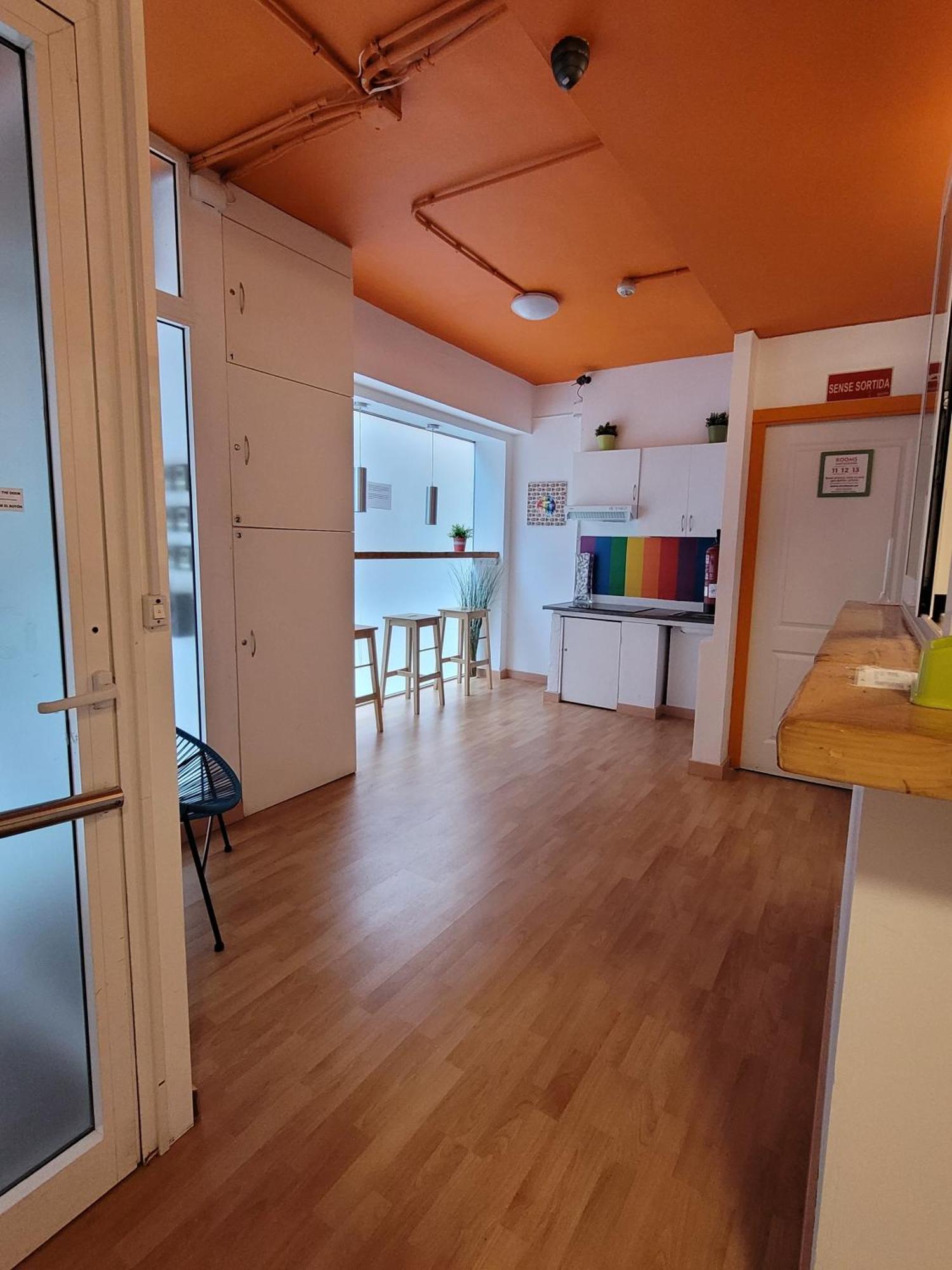 Arc House Gracia Hostel Barcelona Exterior photo